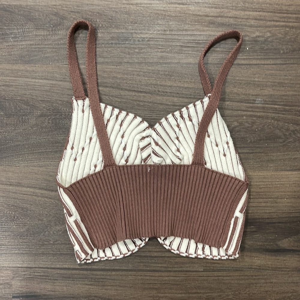 Crop top - Picture 2 of 2